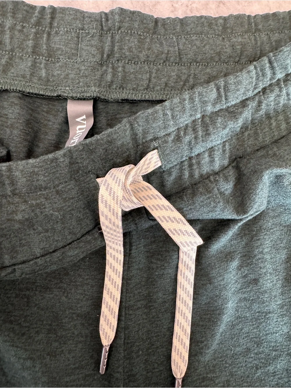 Vuori Women's Dark Green Zip-Up Hoodie & Pant Set Activewear Loungewear